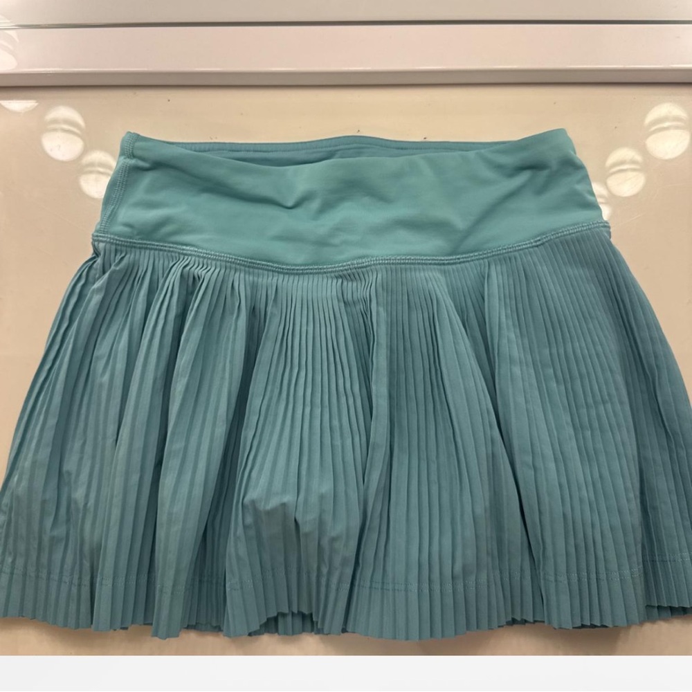 Lululemon varsity pleated skirt
